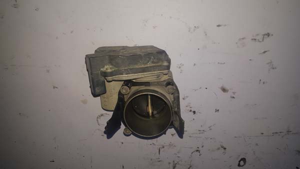 volkswagen passat cax 2007-2012 çıkma yedek gaz kelebek